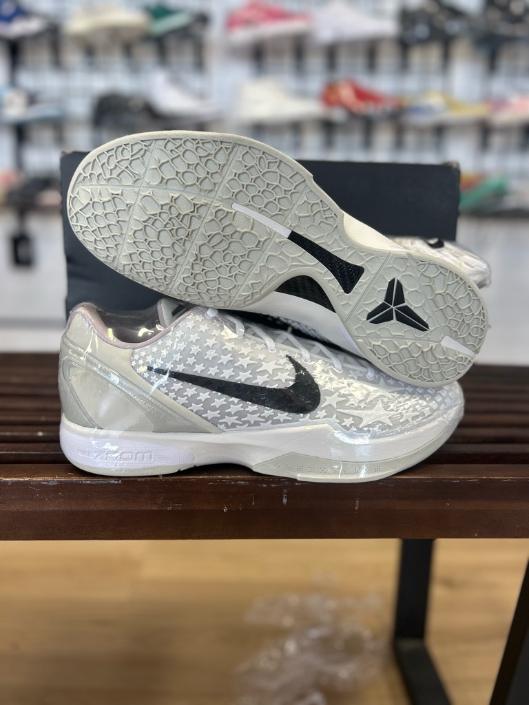 Nike White Silver Low-Top Basketball Shoes With Black Swoosh